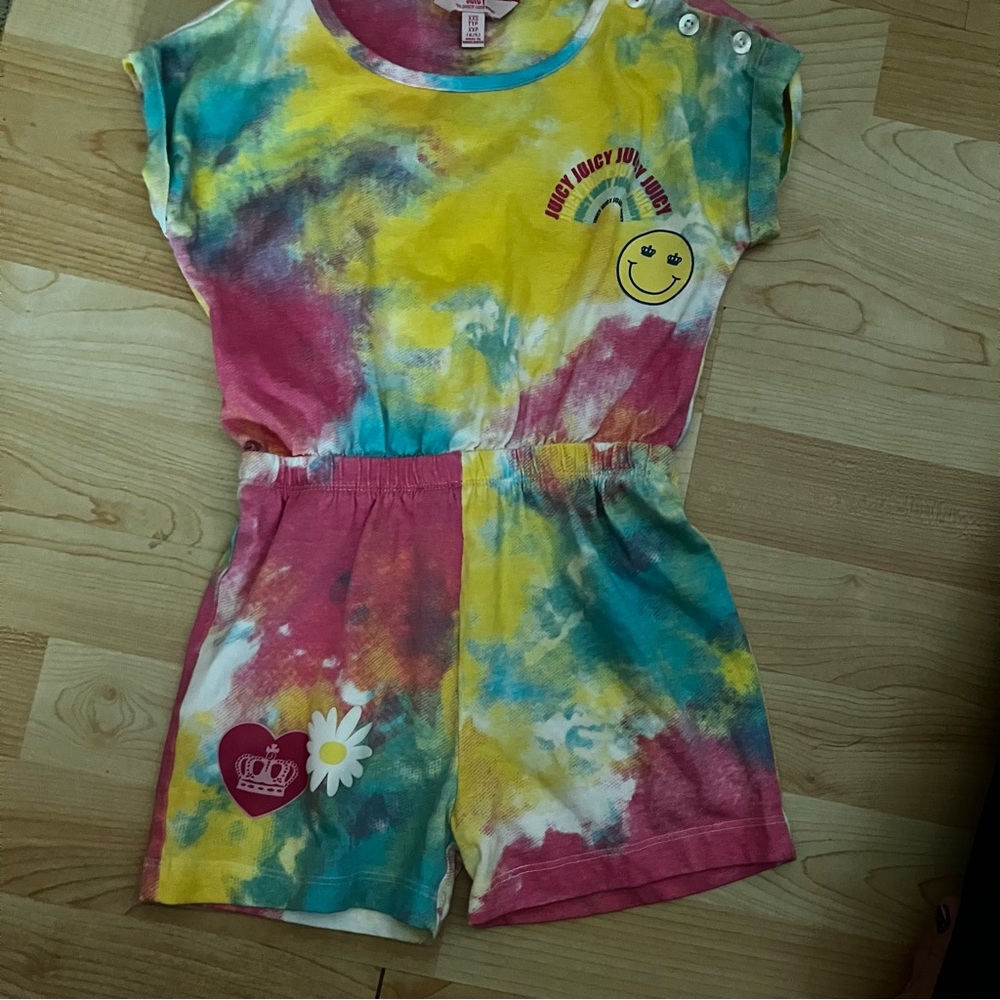 Toddler Girls Adorable Romper by Juicy Couture in excellent clean condition